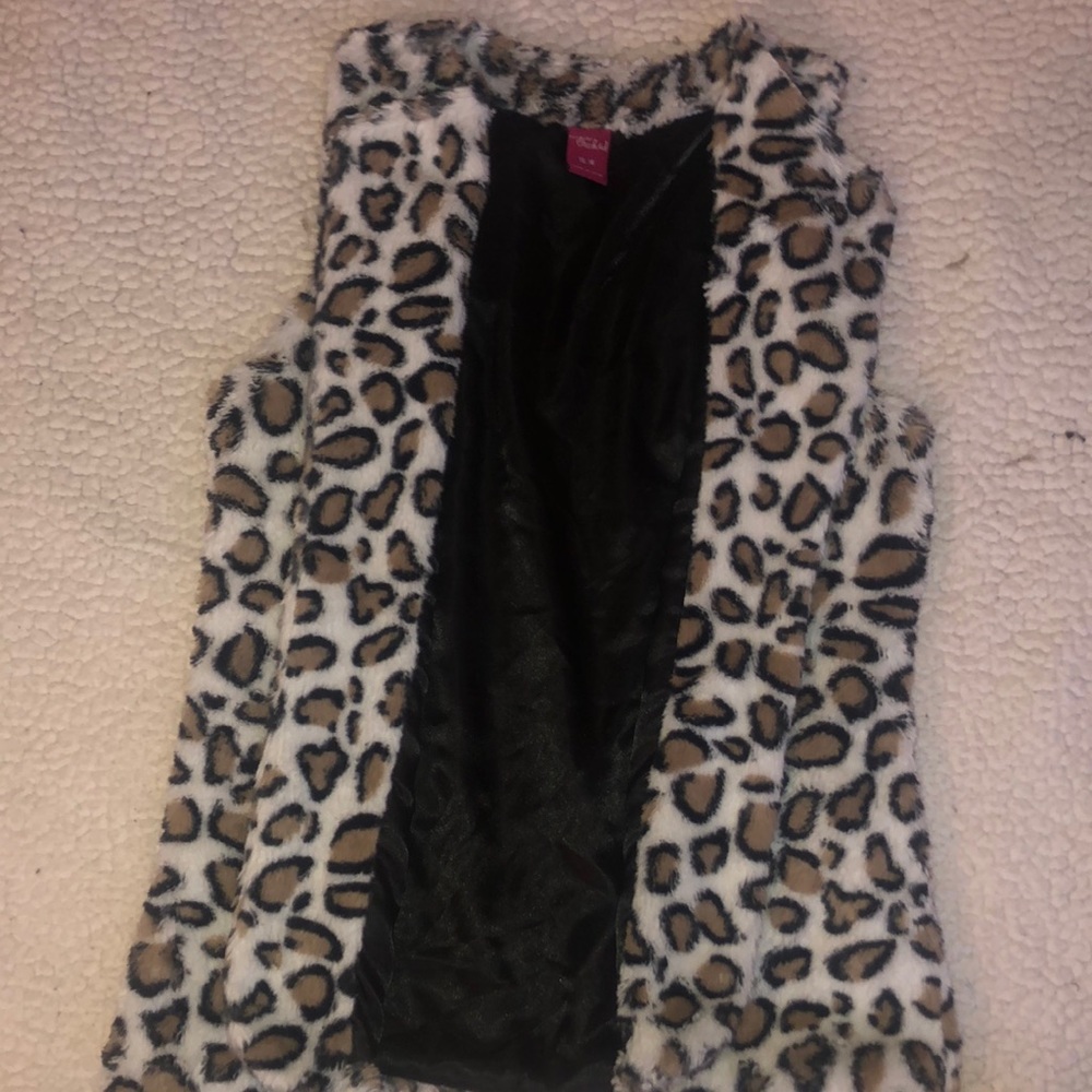 Leopard fur vest